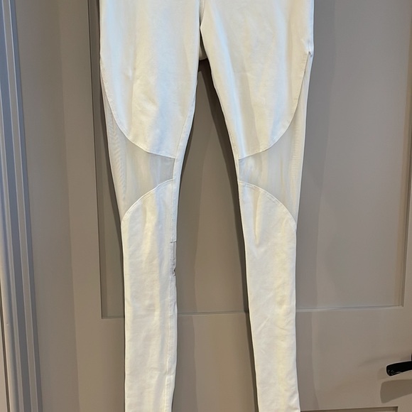 Alo Coast White Mesh Stirrup Leggings XS - Picture 5 of 12